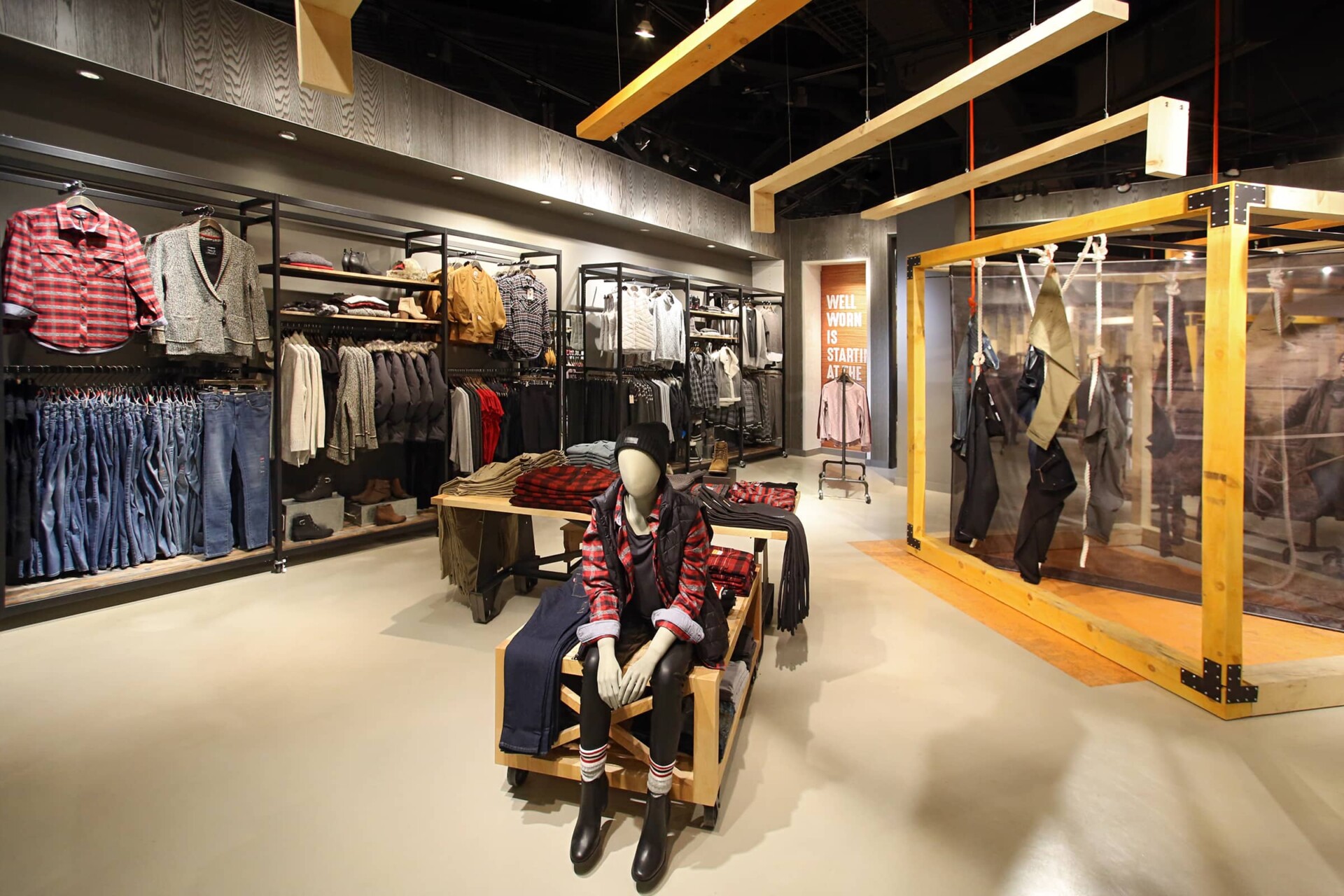 Retail product display